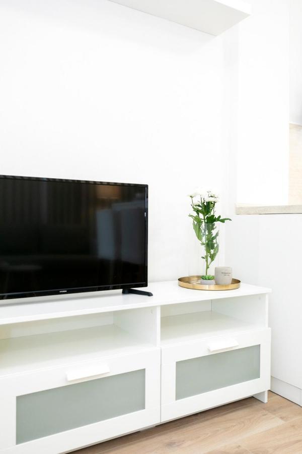 Alure Residences 2 & 24H Self Check-In, Parking In The Garage In The Apartment Building Included, New Building, Terrace, Green Location With A Forest Park With A Lake, Children'S Playground Banska Bystrica Bagian luar foto